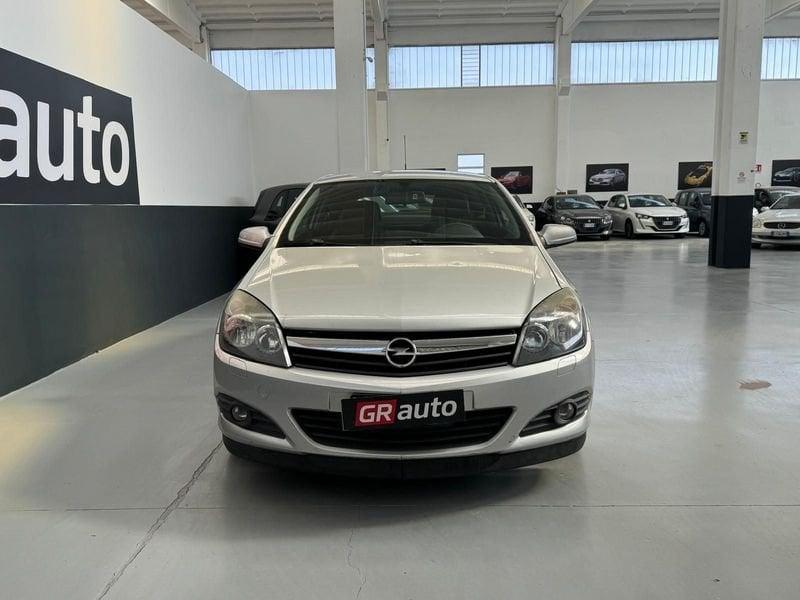 Opel Astra Astra GTC 1.9 cdti Cosmo 6m