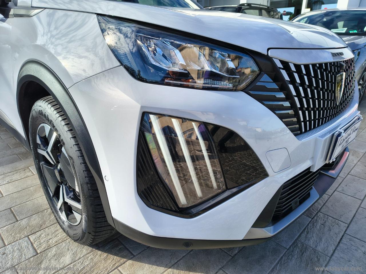 PEUGEOT 2008 BlueHDi 130 S&S EAT8 Allure