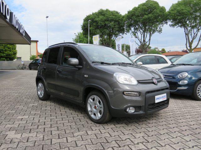 FIAT Panda 1.0 FireFly S&S Hybrid #Barre #Bump #Vetri Scuri