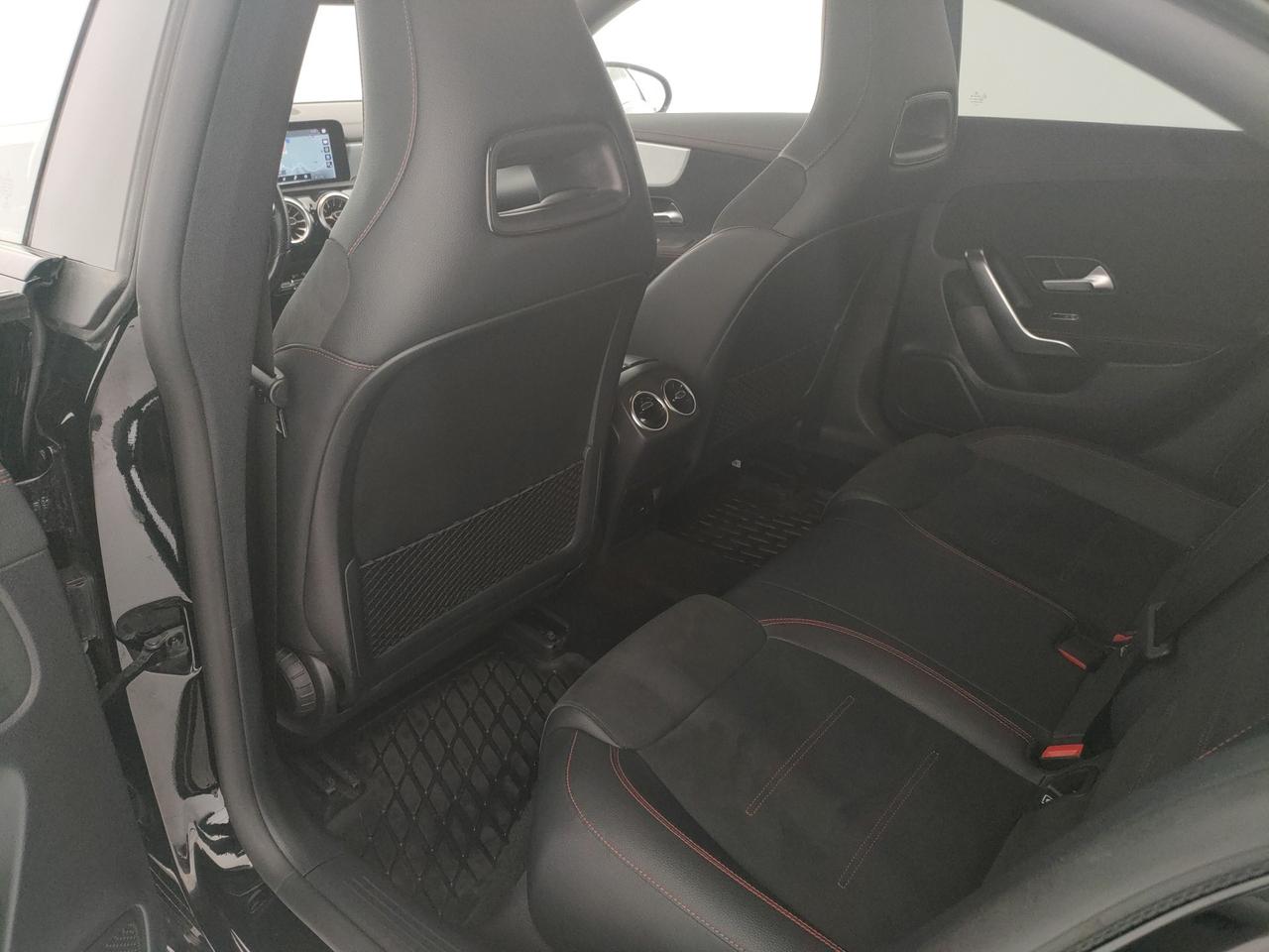 Mercedes-Benz CLA Coupe - C118 - CLA Coupe 200 d Premium auto