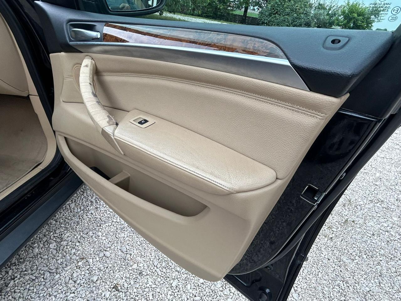 Bmw X5 xdrive30d auto 8m E5