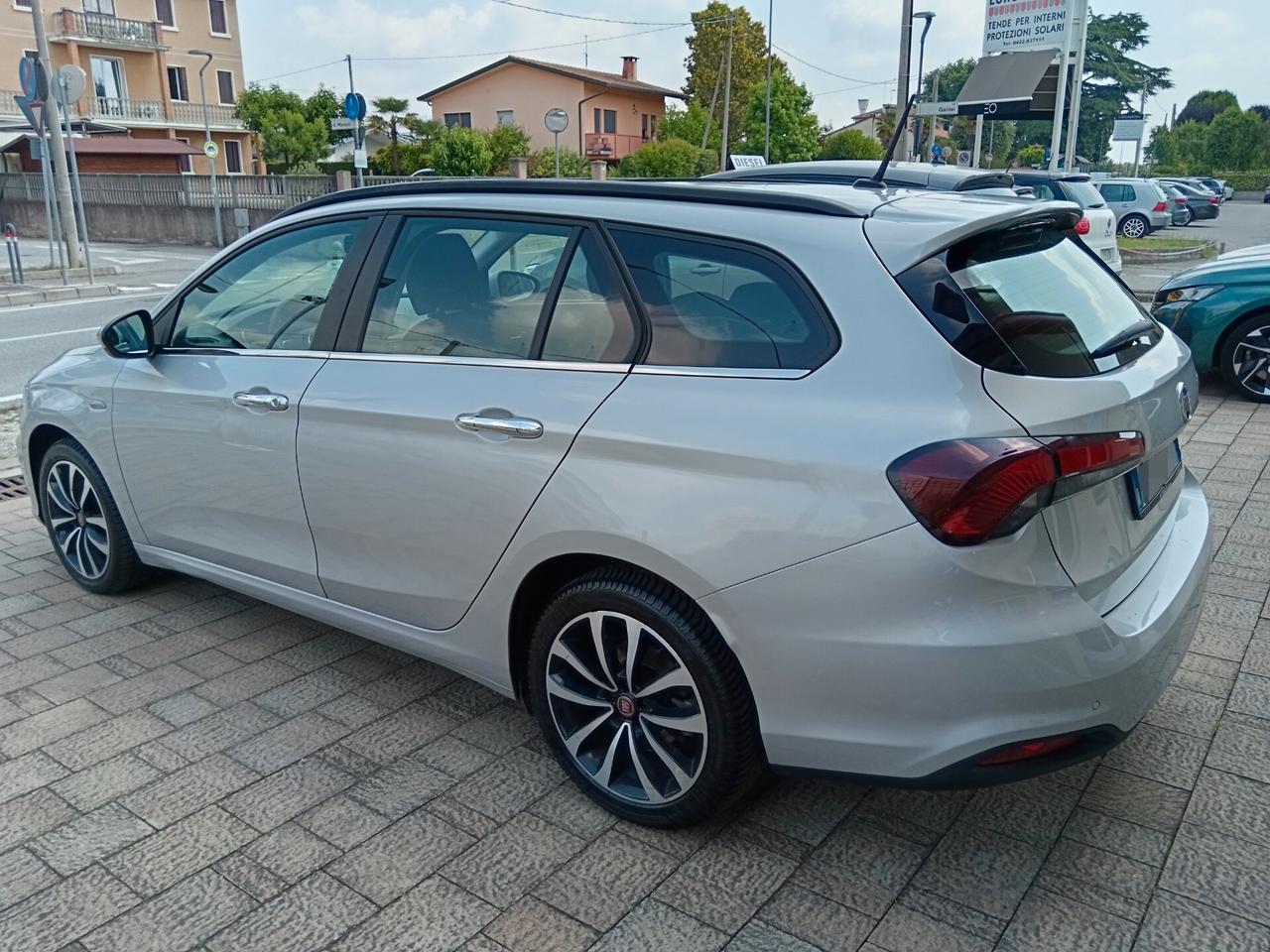 Fiat Tipo 1.6 Mjt S&S SW Lounge