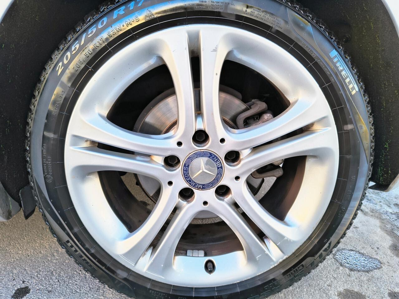 MERCEDES-BENZ CLASSE A180 DIESEL SPORT ANNO 2013