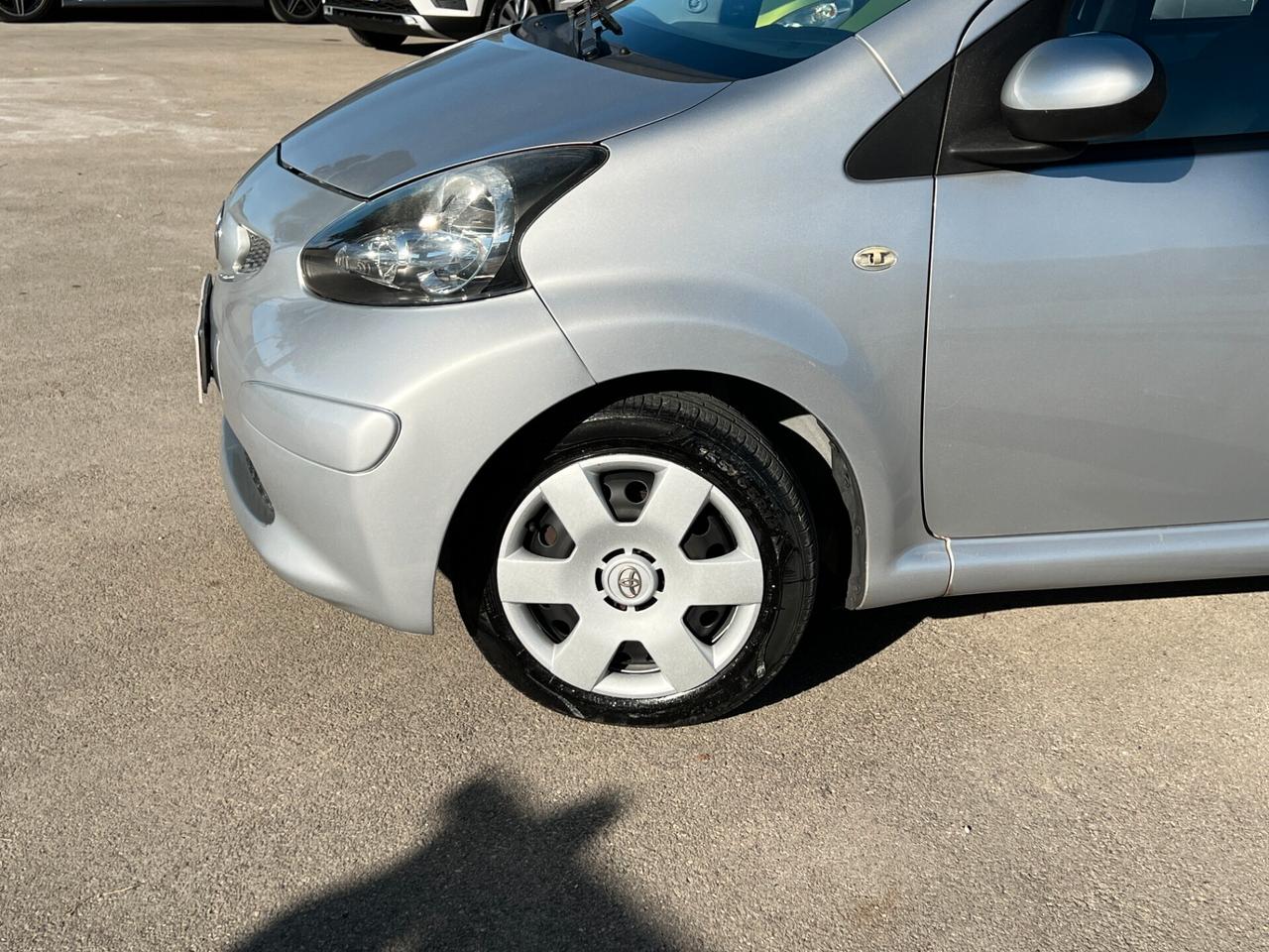 Toyota Aygo 1.0 CONNECT 1 PROPRIETARIO