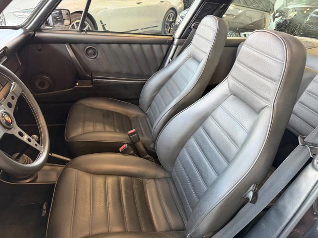 PORSCHE 911 Carrera 3.2 Targa COMPLETAMENTE RIFATTA