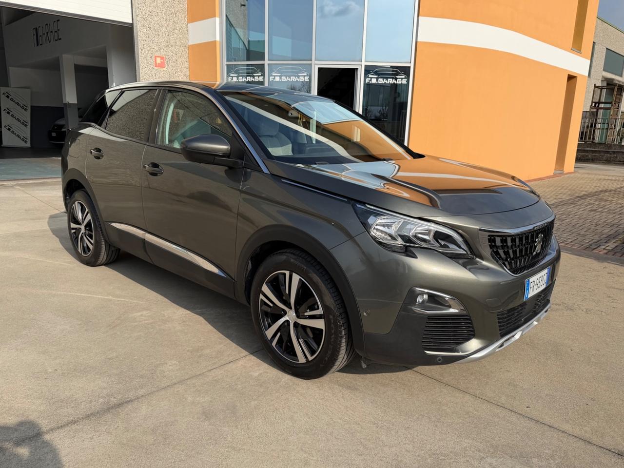 Peugeot 3008 BlueHDi 130 S&S EAT8 Allure