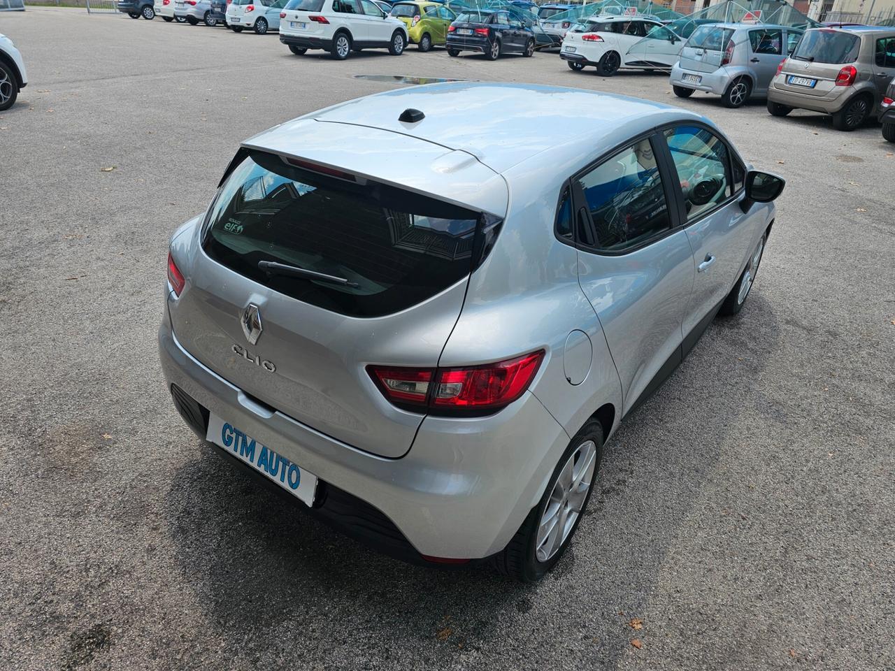 Renault Clio 1.2 75CV 5 porte - Neopatentati