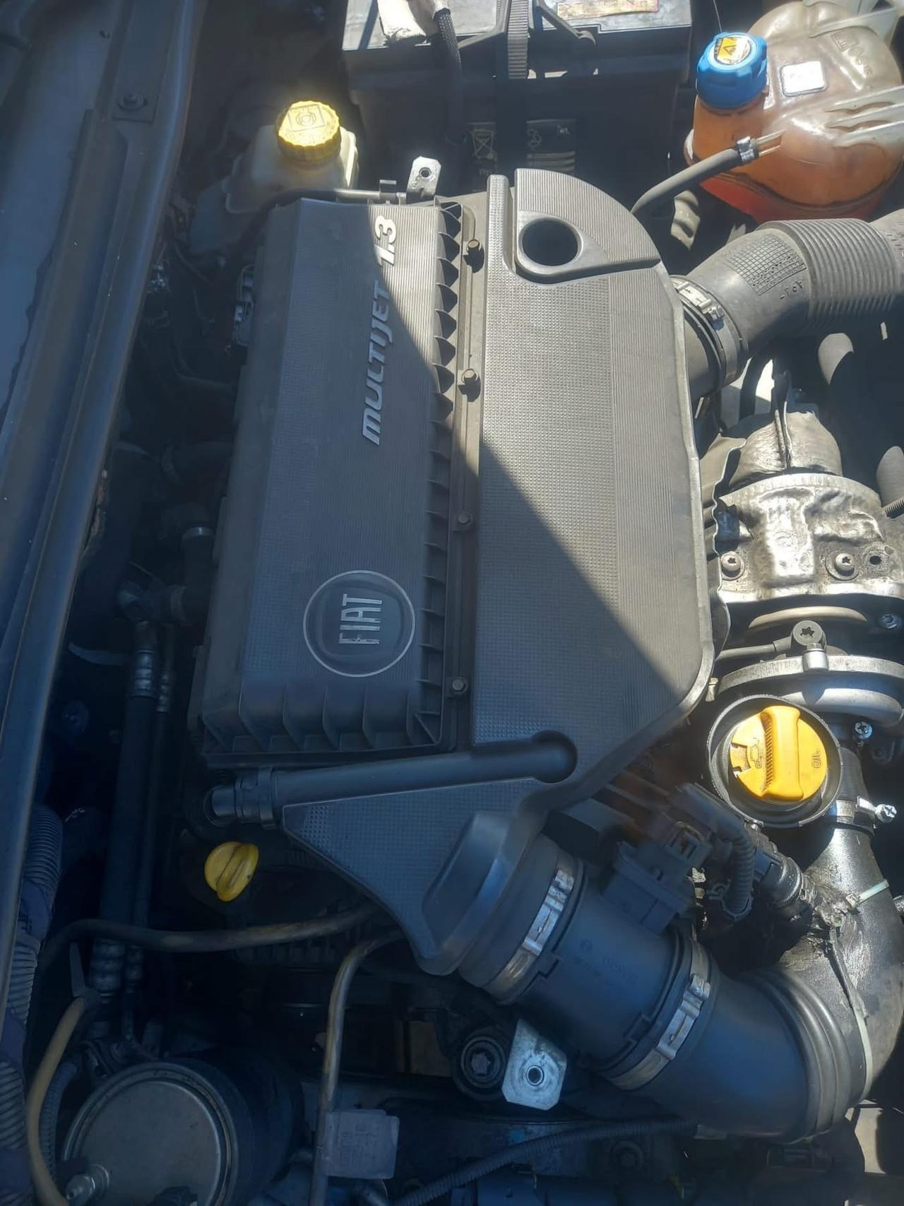 Fiat Grande Punto 1.3 MJT 75 motore da sostituire