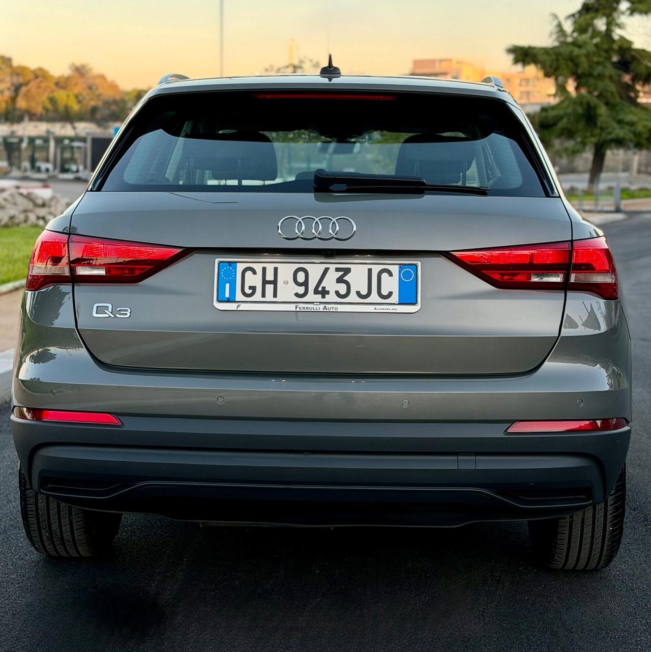 Audi Q3 35 2.0 Tdi 150CV Stronic Advanc RETROC