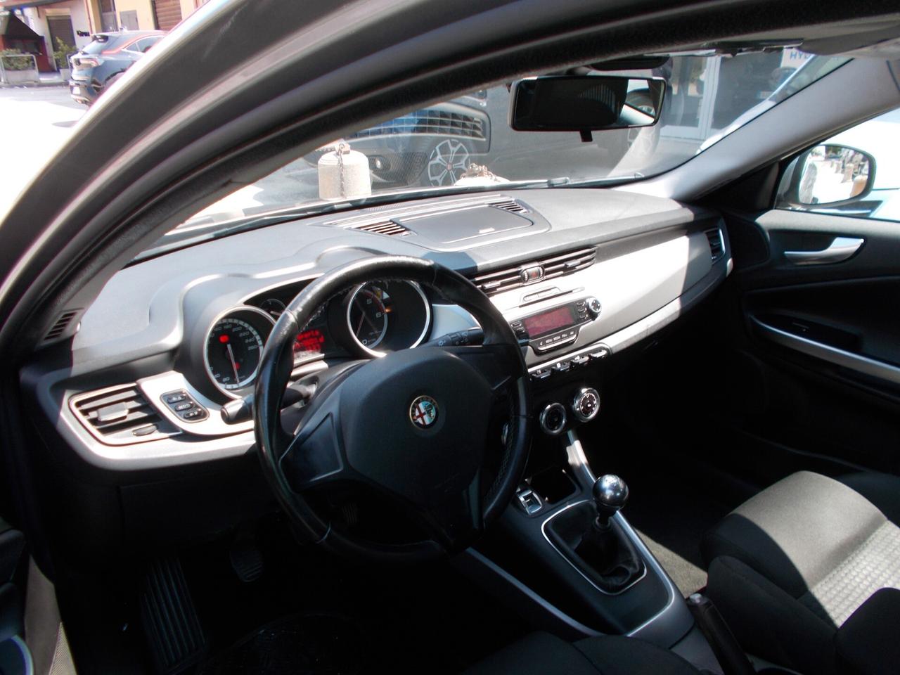 Alfa Romeo Giulietta 1.6 JTDm-2 105 CV Distinctive