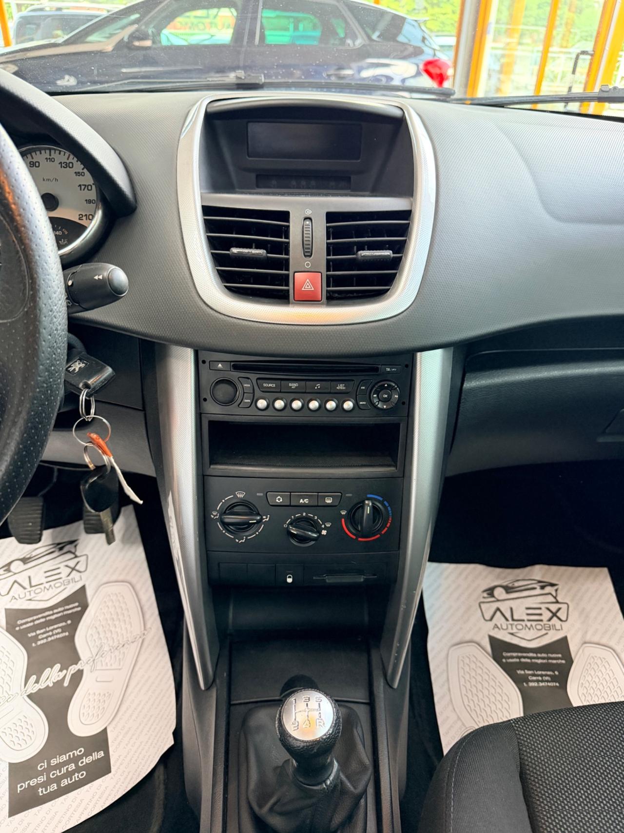 Peugeot 207 1.6 HDi 90CV Neopatentati