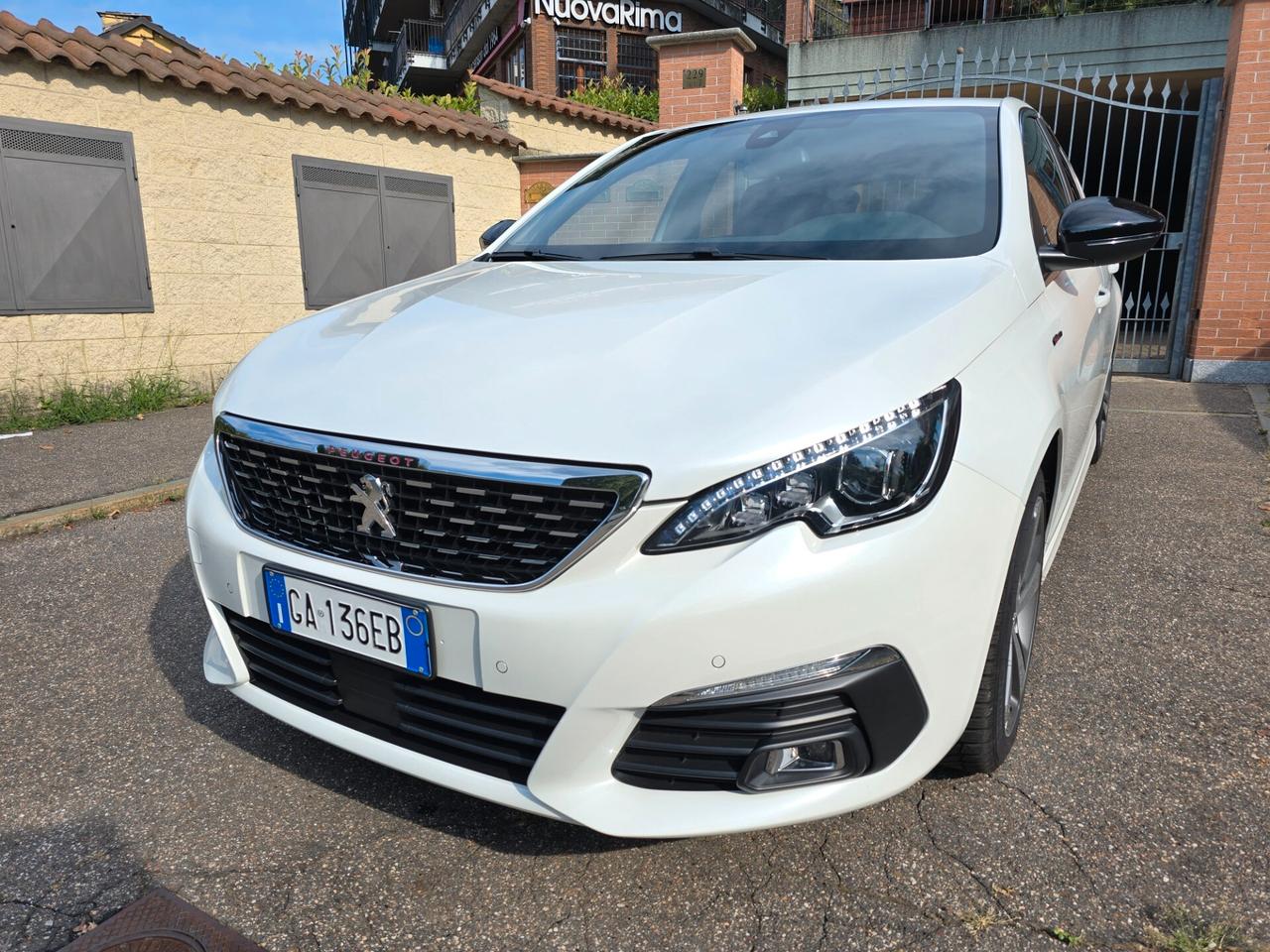 Peugeot 308 BlueHDi 130 GT Line Automatica