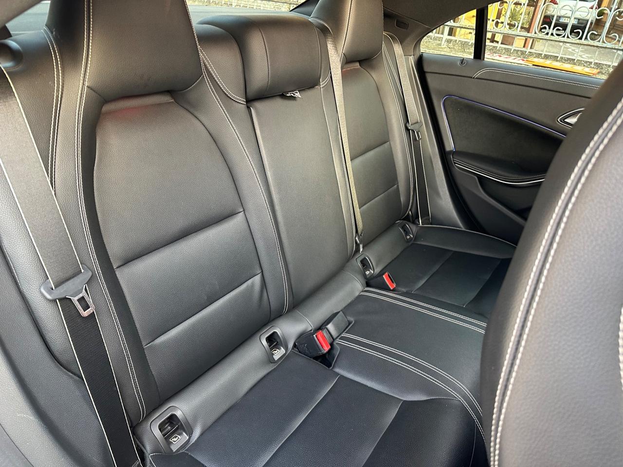 Mercedes-benz CLA 200 CLA 200 d Automatic Premium
