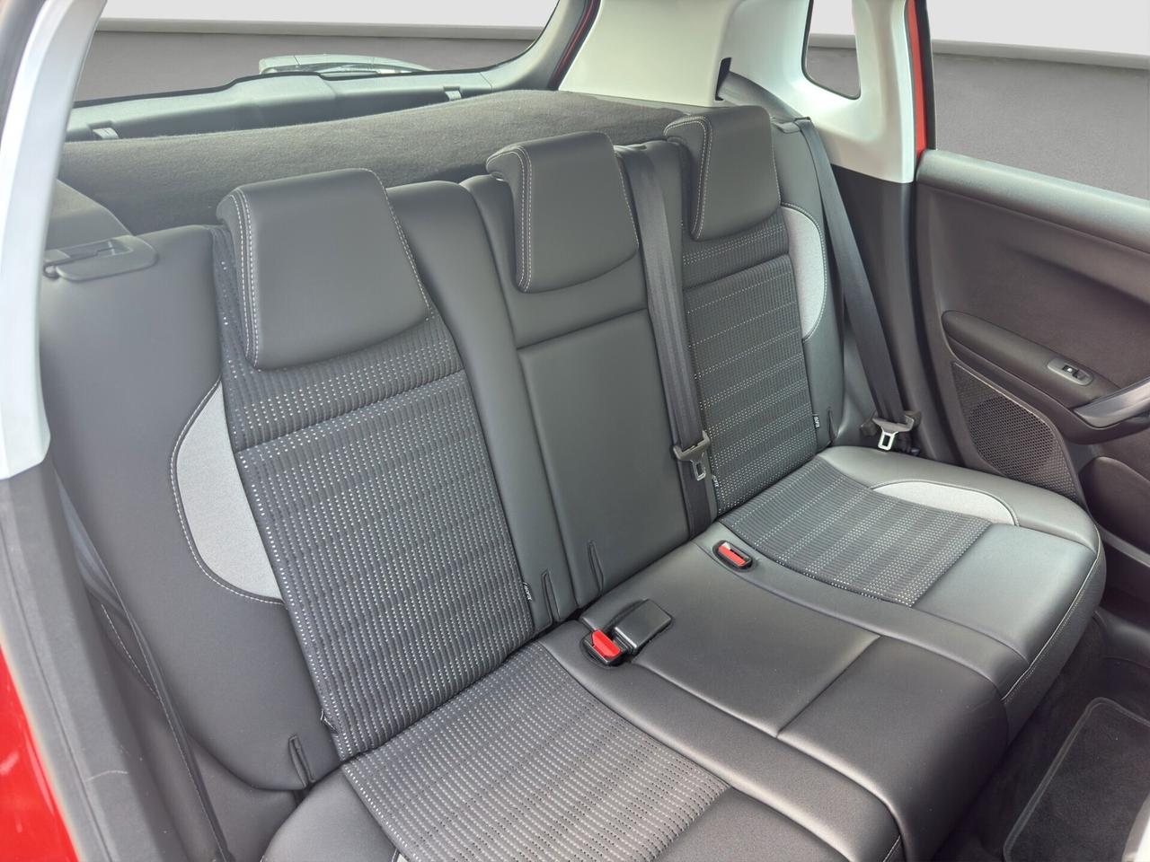 Peugeot 2008 PureTech Turbo 110 S&S Allure