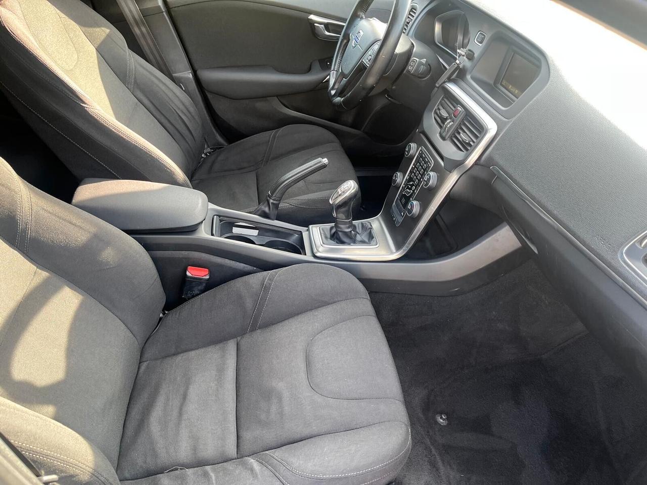Volvo V40 D2 1.6