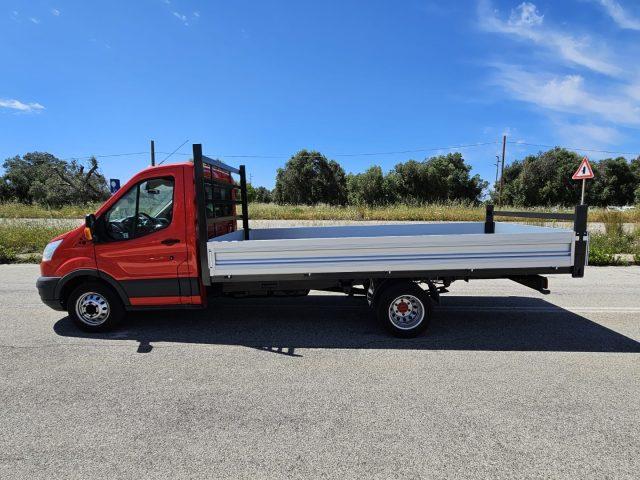 IVECO Daily 350 2.0TDCi EcoBlue 130CV PM-RG PWD Cab.Entry