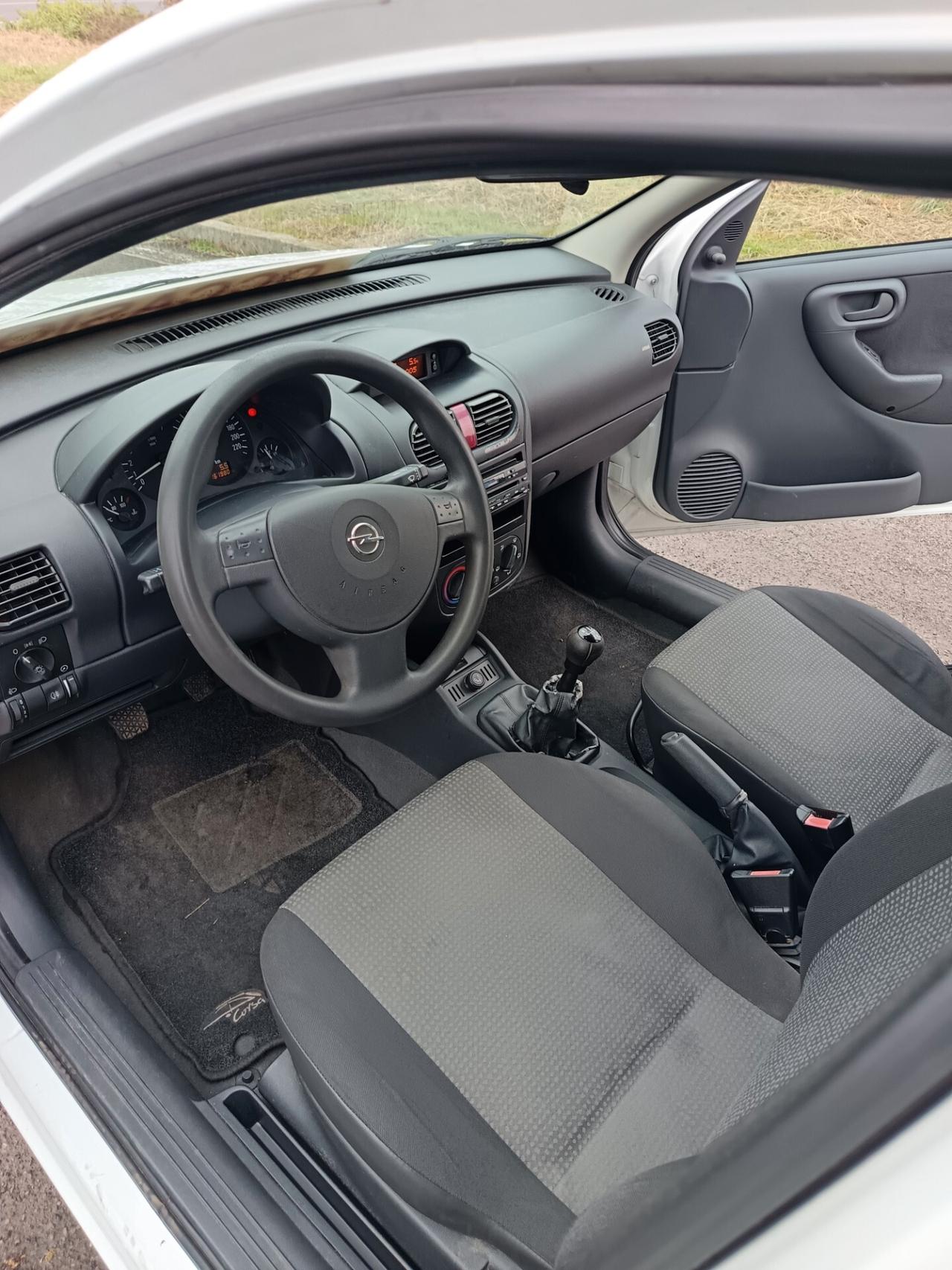 Opel Corsa 1.0i 12V cat 5 porte Club