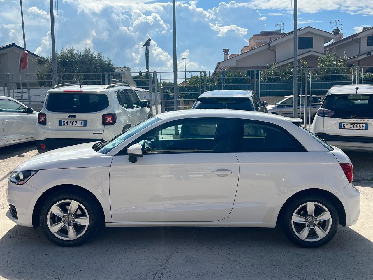 Audi A1 1.0 TFSI ultra Metal plus