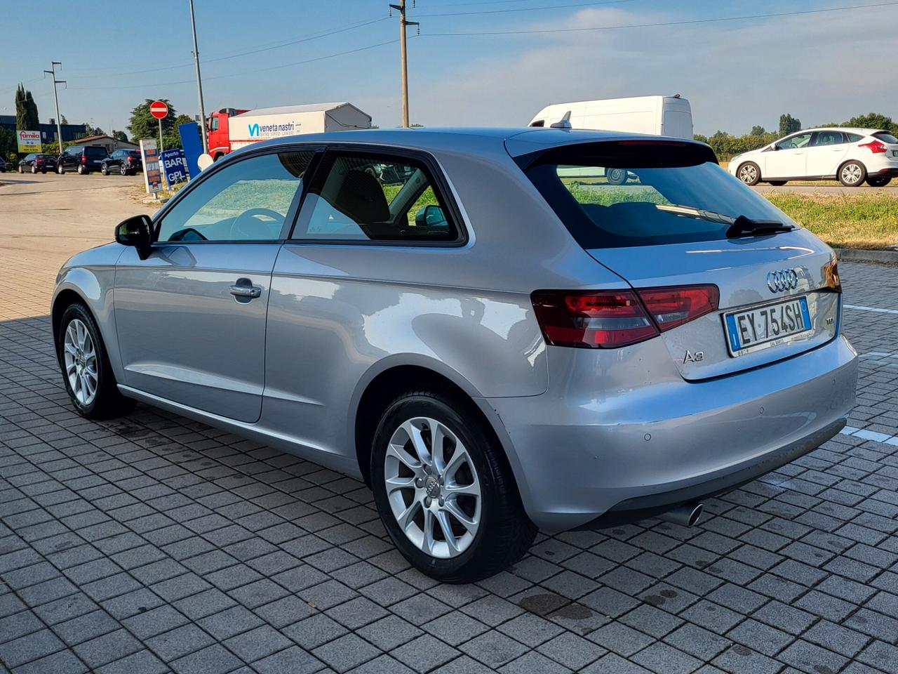 Audi A3 1.6 TDI clean diesel Ambition
