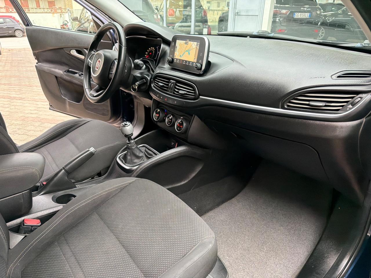 Fiat Tipo 1.6 Mjt S&S SW Lounge 2016