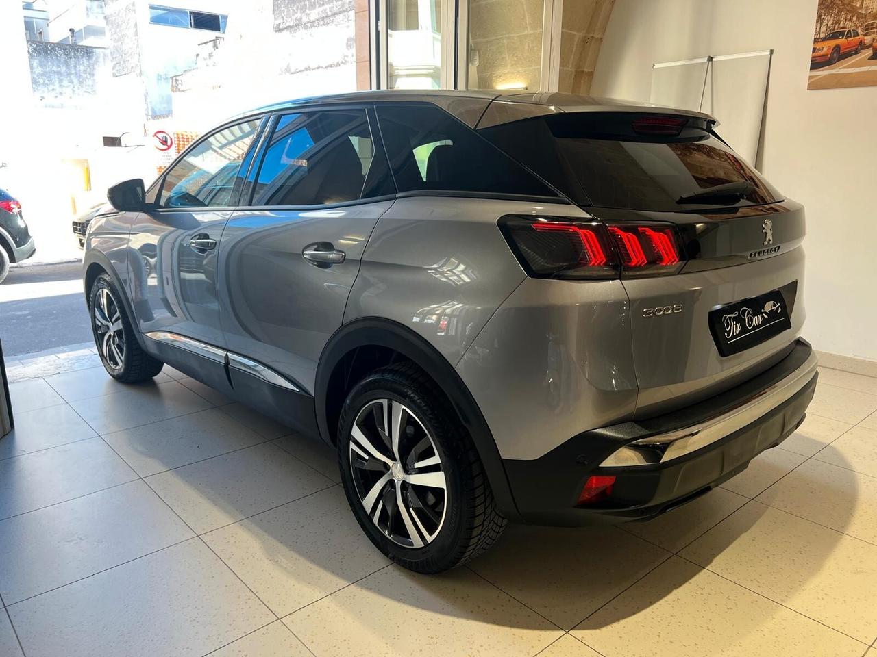 PEUGEOT 3008 ALLURE 1.5 130CV PELLE NAVI CAM ANNO 2022