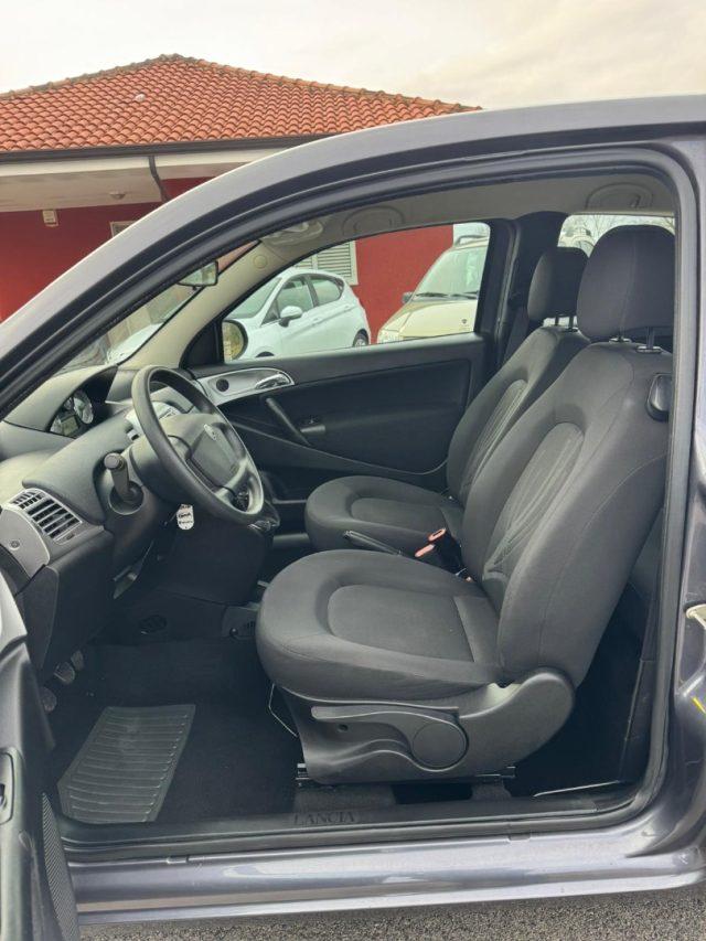 LANCIA Ypsilon 1.2 69 CV Unyca