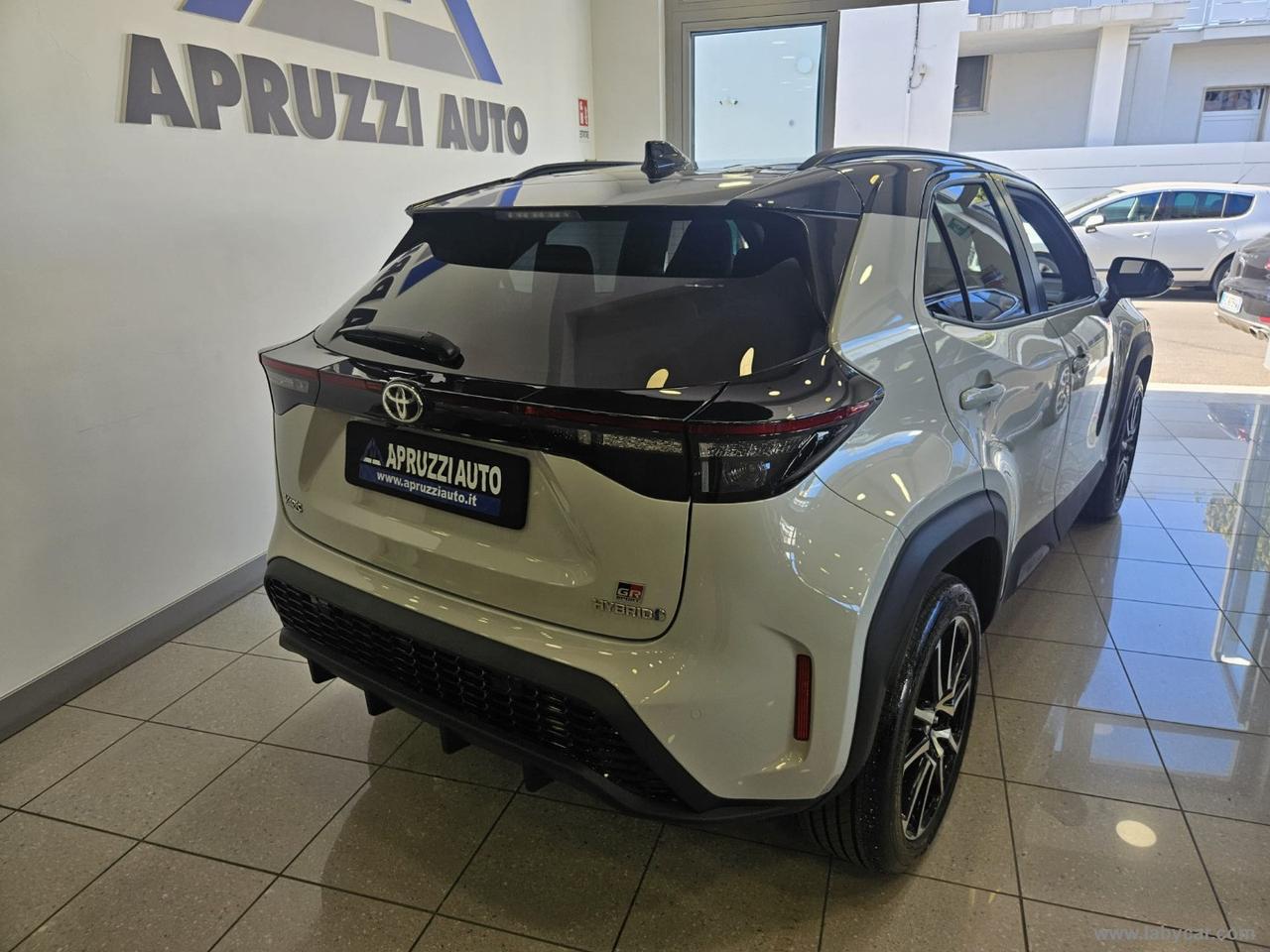 TOYOTA Yaris Cross 1.5 Hybrid 5p.E-CVT GR SPORT