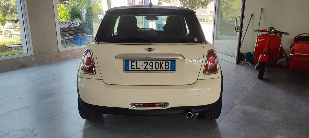 Mini Cooper Coupe 1.6 Coupé