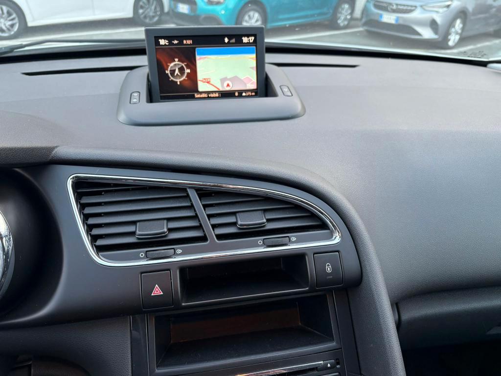 Peugeot 3008 1.6 hdi 8v Active 115cv