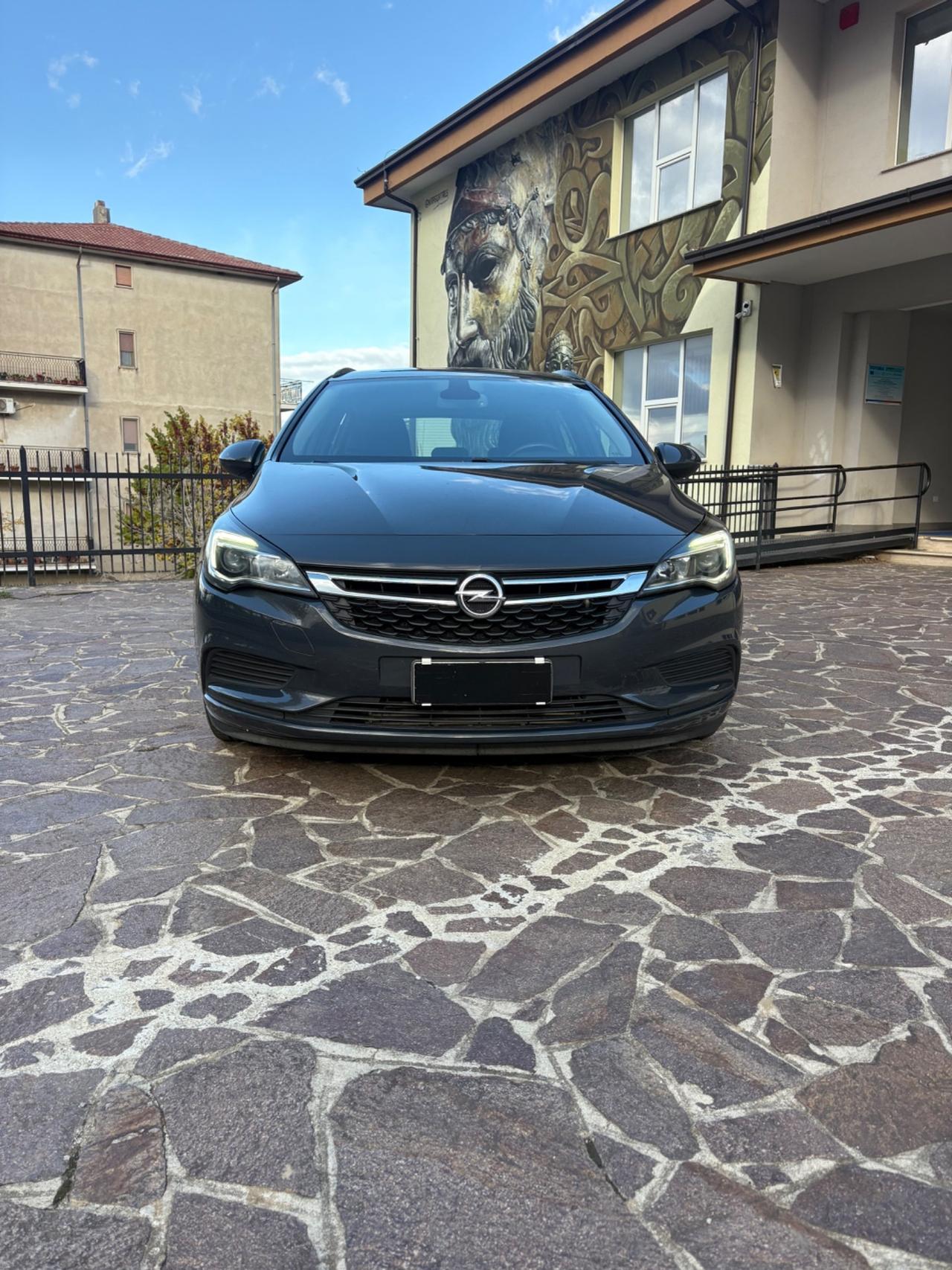 Opel Astra 1.6 CDTi Sports Tourer Business