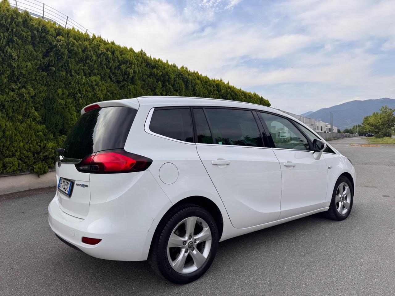 Opel Zafira Opel Zafira,1.6 benzina Metano, anno 2013