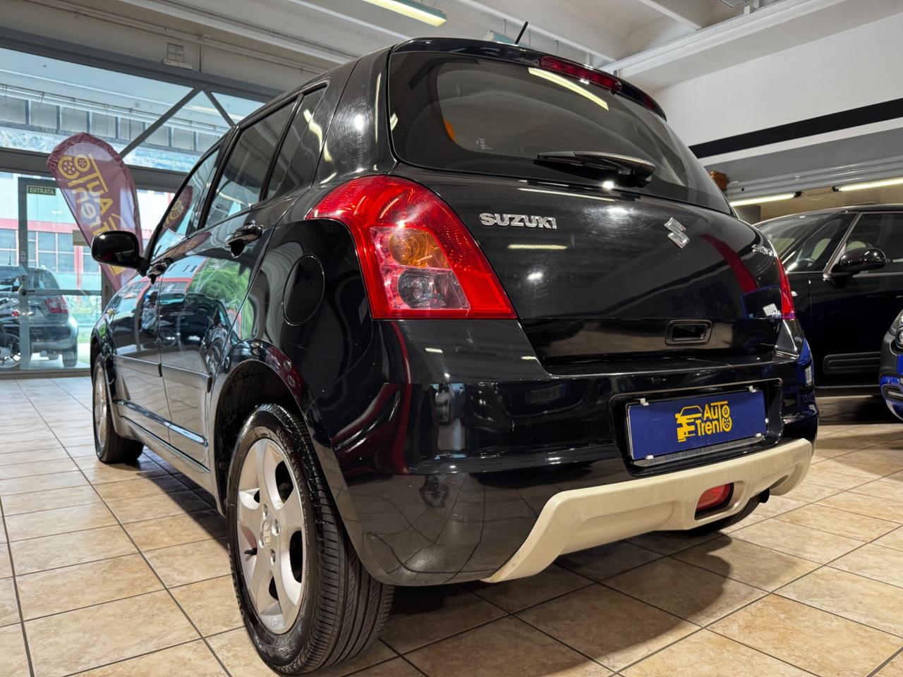 Suzuki Swift 1.3 4x4 5p. Outdoor Line GL