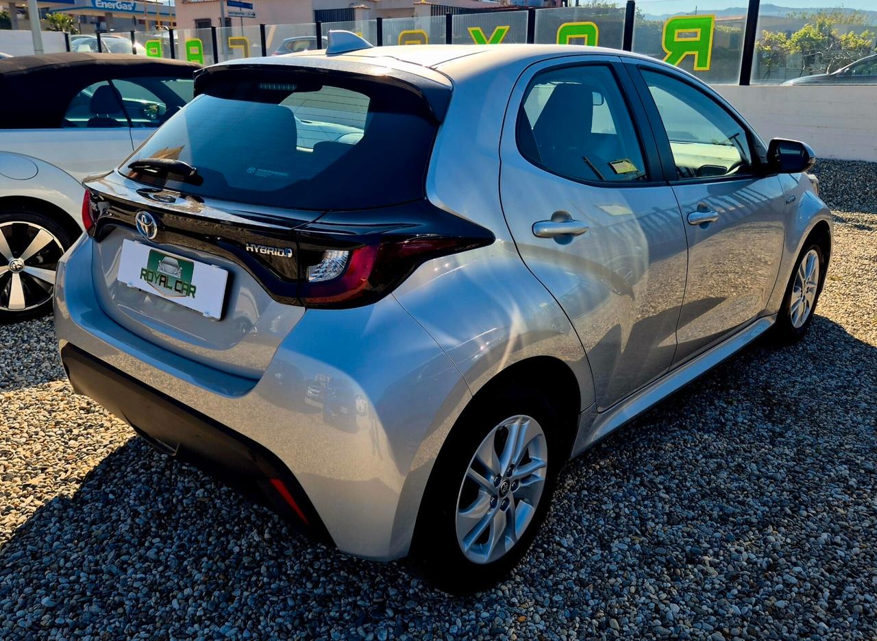 Toyota Yaris 1.5 Hybrid 5 porte Lounge