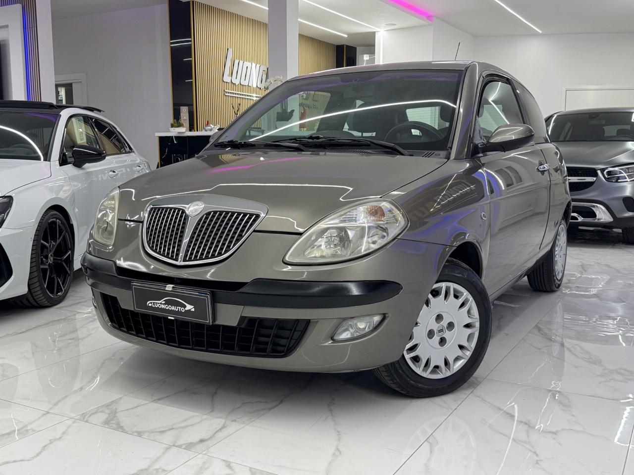 Lancia Ypsilon 1.2 Gold Full Optional