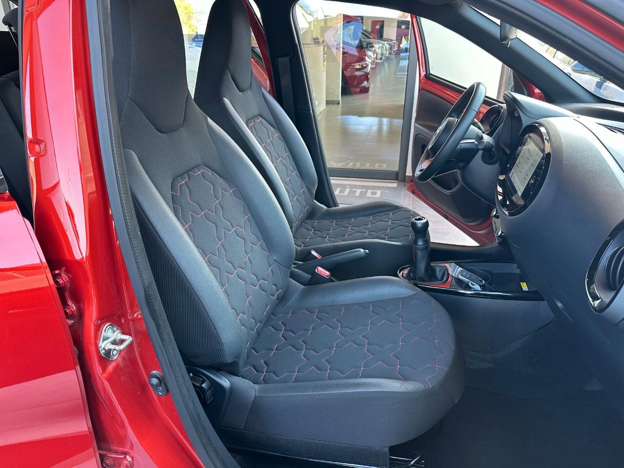Toyota Aygo X 1.0 Lounge 72cv