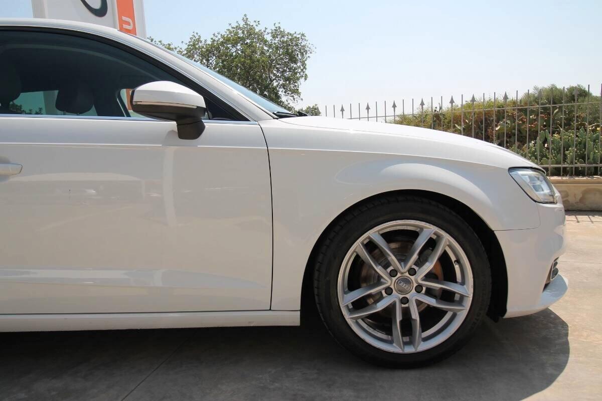 Audi A3 SPB 1.6 TDI Design 110cv |11.2016