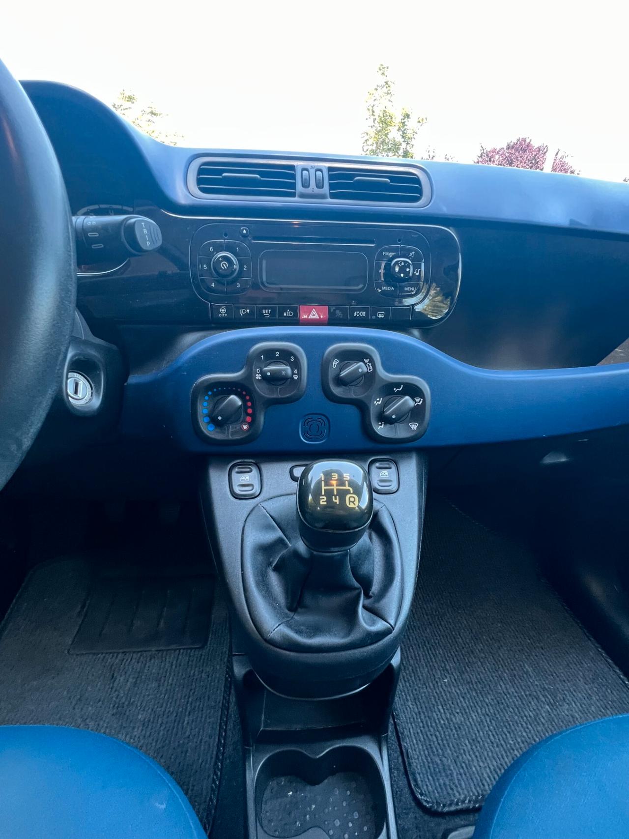 ADATTA PER NEOPATENTATI Fiat Panda 1.2 Lounge