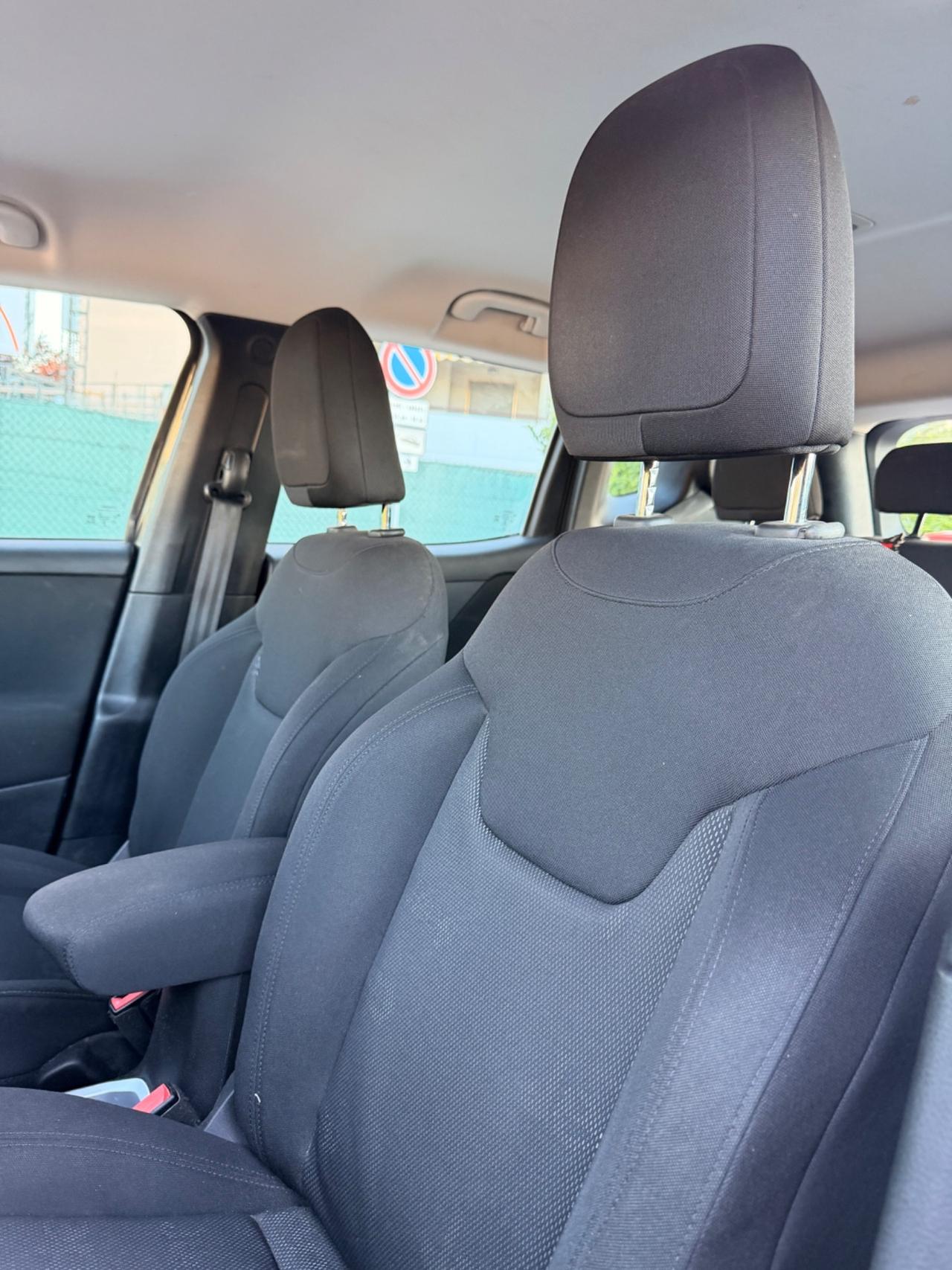 Jeep Renegade 1.6 Mjt 120 CV Longitude