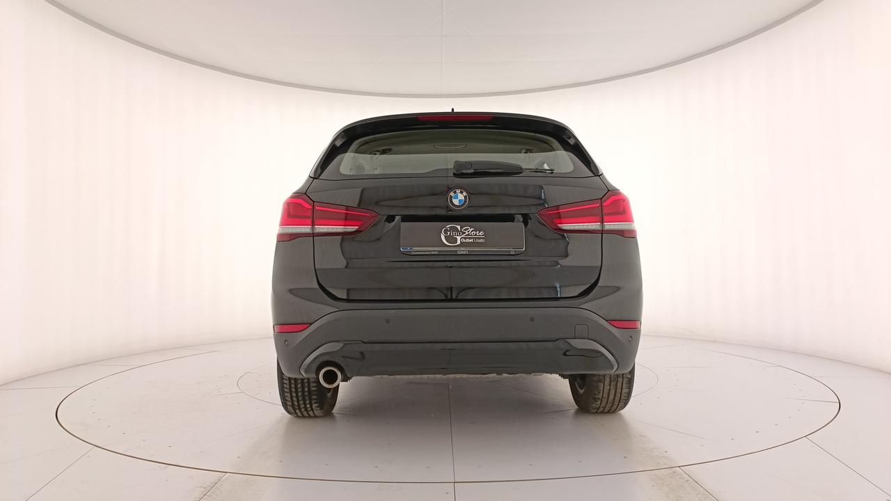 BMW X1 F48 2019 - X1 sdrive18i Advantage 136cv