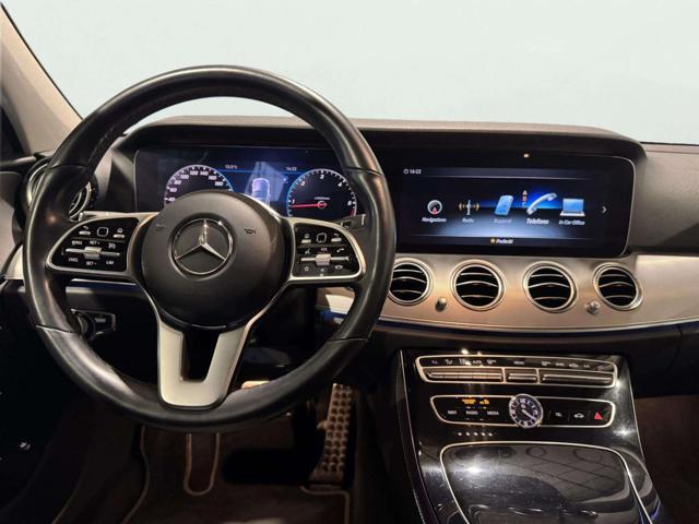 MERCEDES-BENZ E 220 d S.W. 4Matic Auto Premium