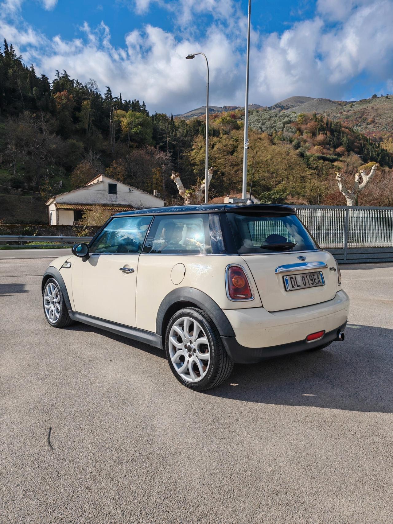 Mini 1.6 16V Cooper D Chili