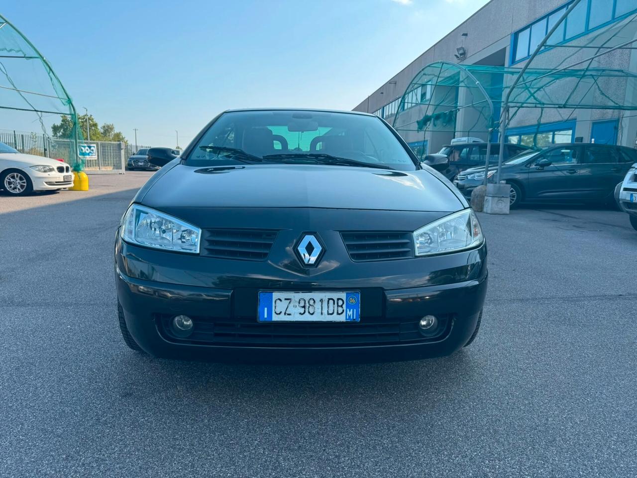 Renault Megane Mégane C-C 1.9 dCi/130CV Exception