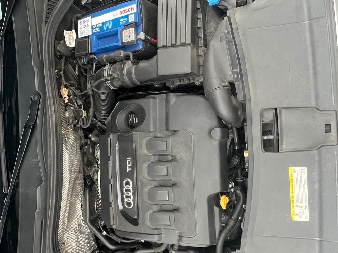 Audi Q3 S Line Edition 2.0 TDI #8832