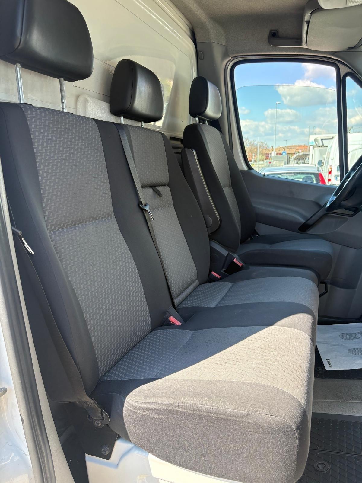 Volkswagen crafter 50-35 2.0 BTDI 163 cv PL-RG CABINATO
