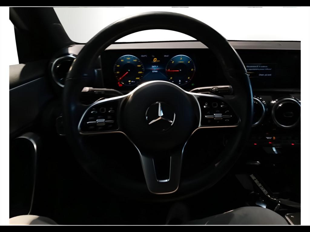 Mercedes-Benz Classe A - W177 2018 - A 180 d Sport auto