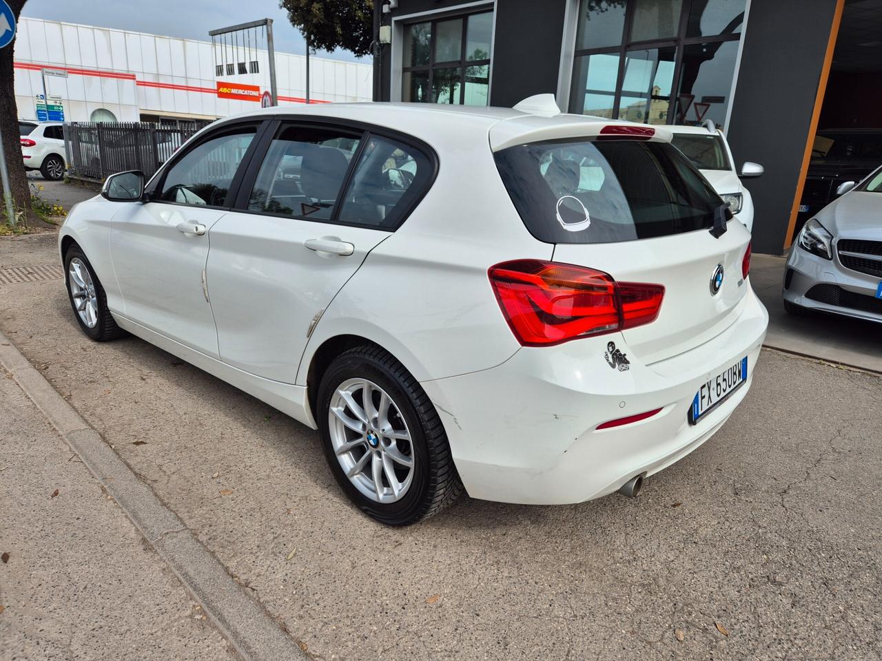 Bmw 116 116i 5p. Advantage