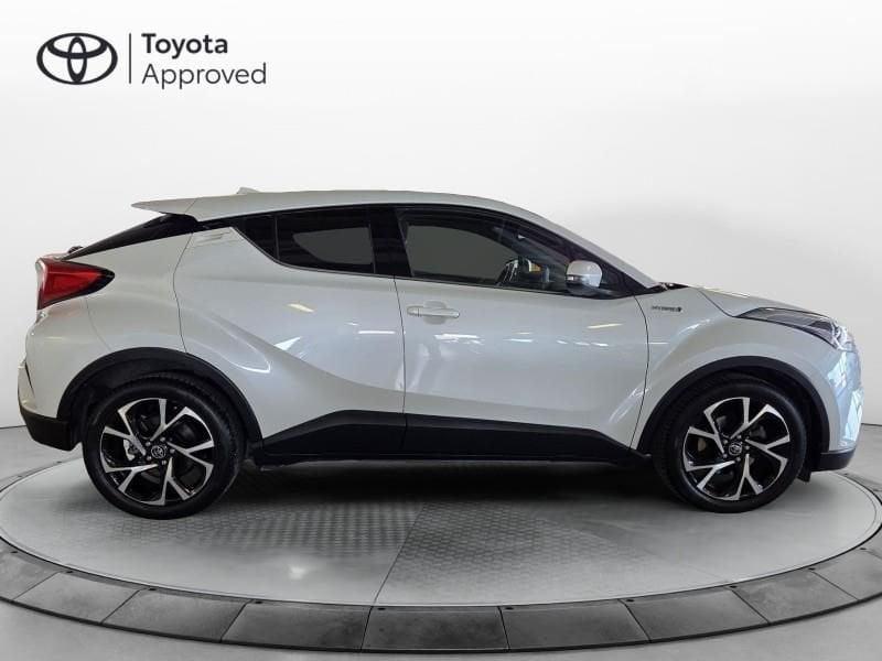 Toyota C-HR (2016-2023) 1.8 Hybrid E-CVT Trend