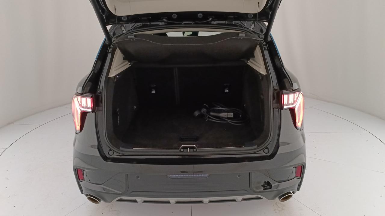 LYNK & CO 01 1.5 td phev auto
