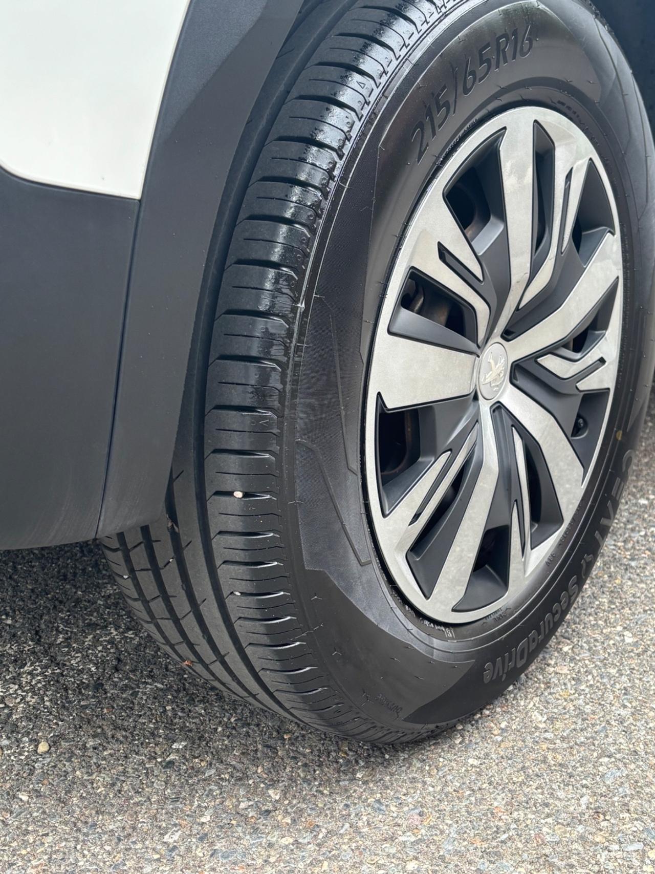 Peugeot 2008 BlueHDi 110 S&S Active Pack 2022