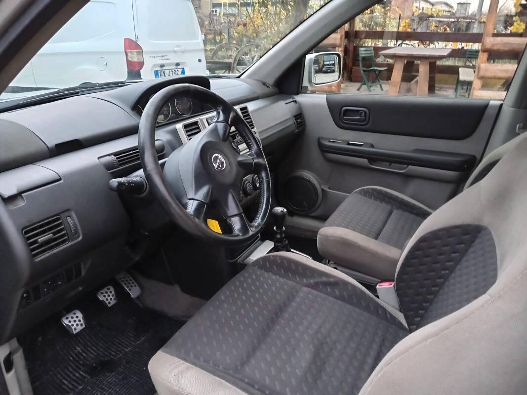Nissan X-Trail 2.2 dci Urban Plus FL